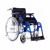 Кресло-коляска Ortonica для инвалидов Trend 10 с пневматическими колесами.